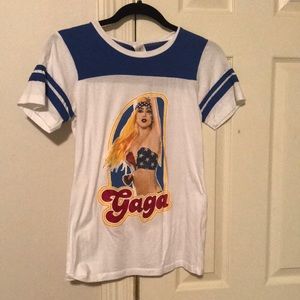COPY - Lady Gaga retro tee